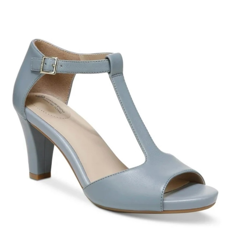 Giani Bernini Light Blue T-Strap Open Toe Sandals